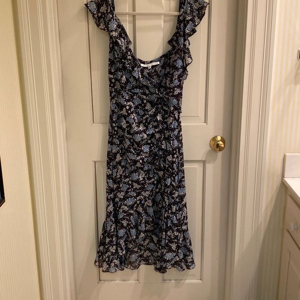 VERONICA BEARD Amal Ruffled Floral Dress size 4